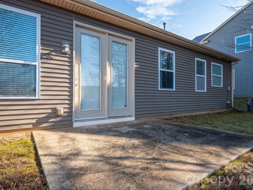 104 Barley Court, Mount Holly, NC 28120.  MLS# CAR4334232, YatesRealty ID 4899. 