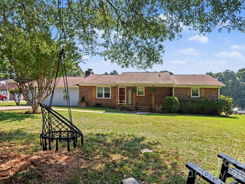 1574 Elderwood Road, Rock Hill, SC 29732.  MLS# CAR4421682, YatesRealty ID 48996. 