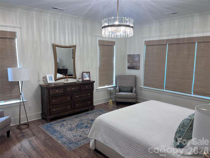 8838 Lynn Parker Lane, Charlotte, NC 28278.  MLS# CAR4419894, YatesRealty ID 48997. 
