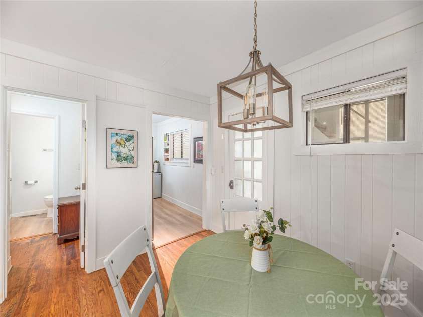 1150 Blue Ridge Road, Flat Rock, NC 28731.  MLS# CAR4302302, YatesRealty ID 49. 