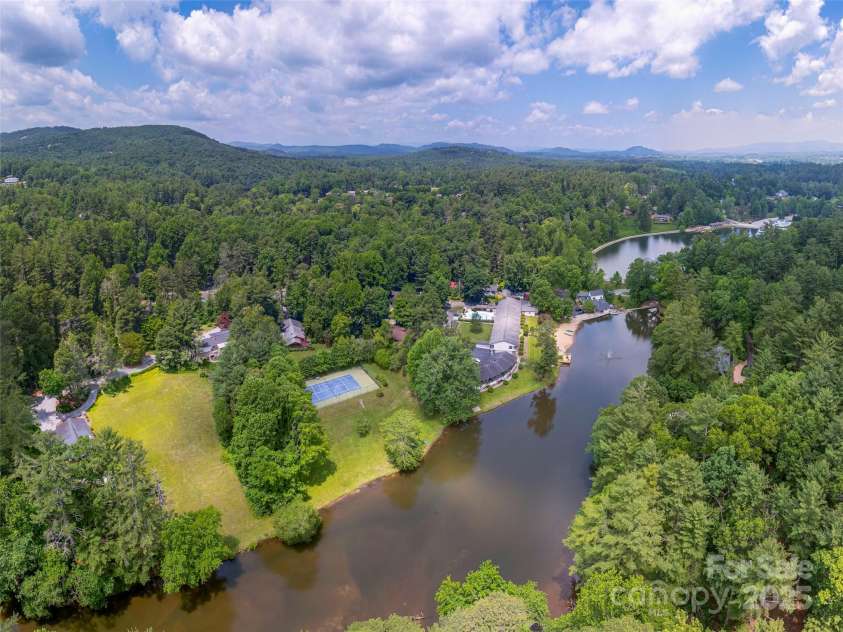 1150 Blue Ridge Road, Flat Rock, NC 28731.  MLS# CAR4302302, YatesRealty ID 49. 