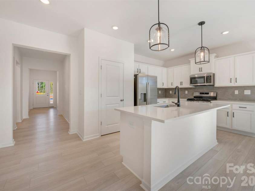 1554 Kate Cecil Way, York, SC 29745.  MLS# CAR4421864, YatesRealty ID 49002. Kitchen