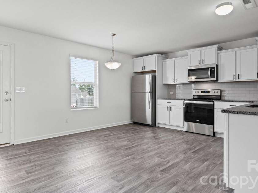 132 Galley Lane, Statesville, NC 28677.  MLS# CAR4421928, YatesRealty ID 49003. 