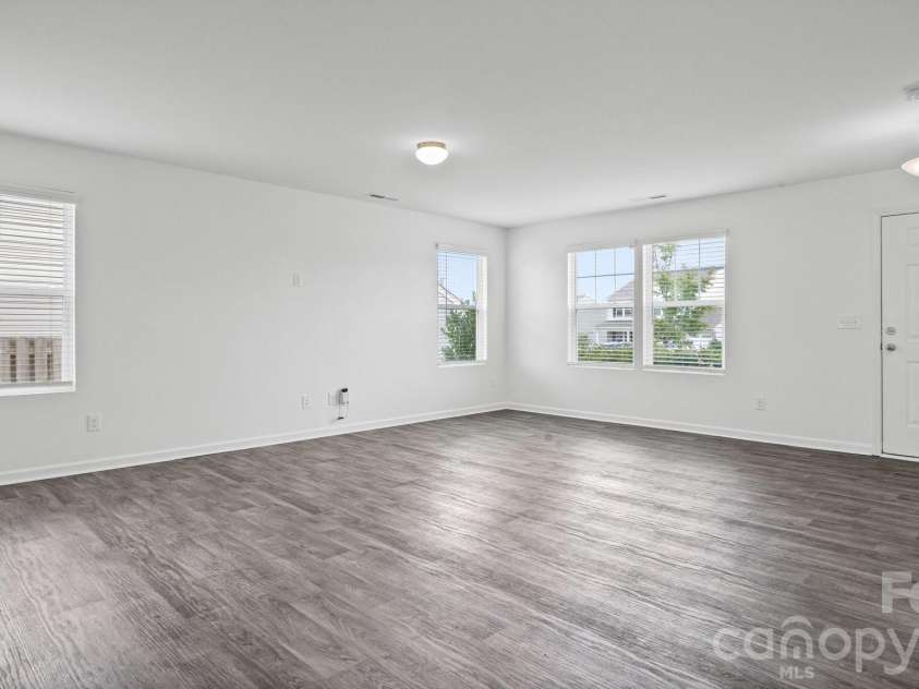 132 Galley Lane, Statesville, NC 28677.  MLS# CAR4421928, YatesRealty ID 49003. 