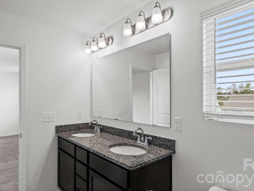 132 Galley Lane, Statesville, NC 28677.  MLS# CAR4421928, YatesRealty ID 49003. 