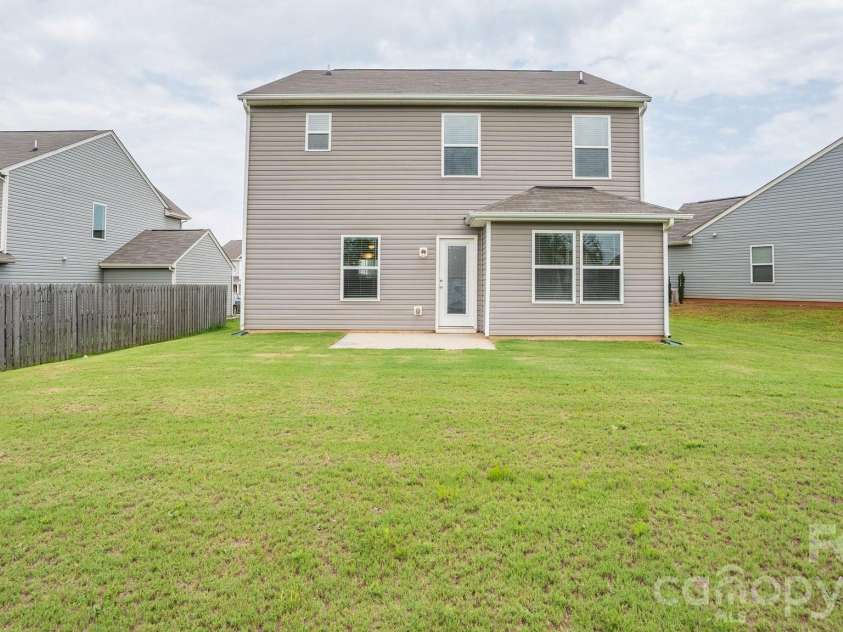 132 Galley Lane, Statesville, NC 28677.  MLS# CAR4421928, YatesRealty ID 49003. 