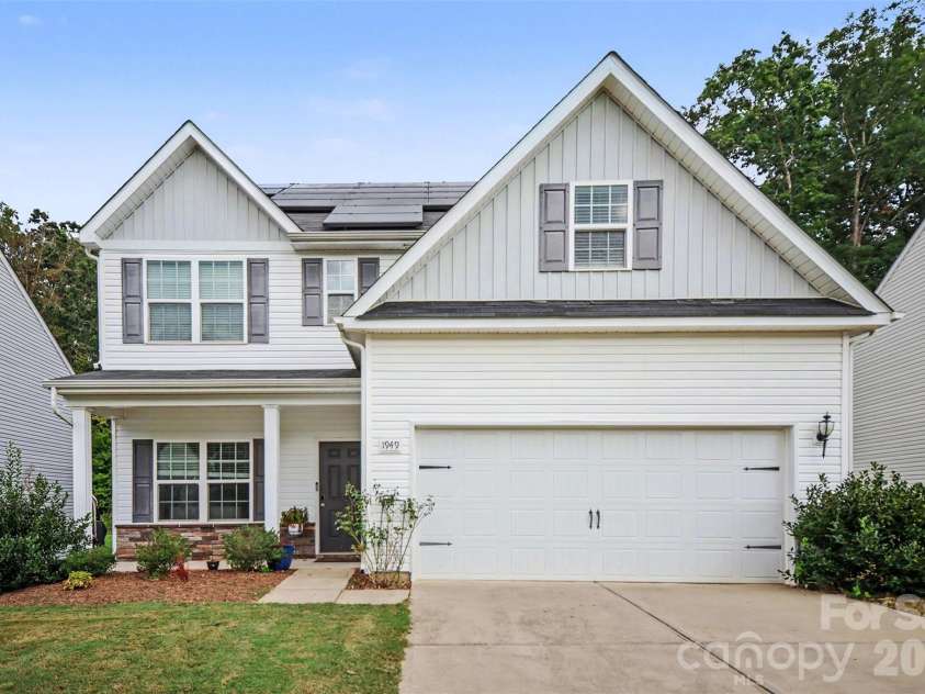 1949 Boulder Court, Gastonia, NC 28054.  MLS# CAR4416177, YatesRealty ID 49008. 