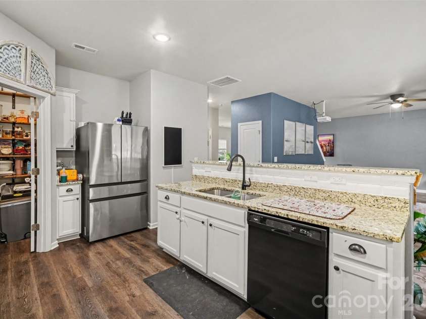 1949 Boulder Court, Gastonia, NC 28054.  MLS# CAR4416177, YatesRealty ID 49008. 