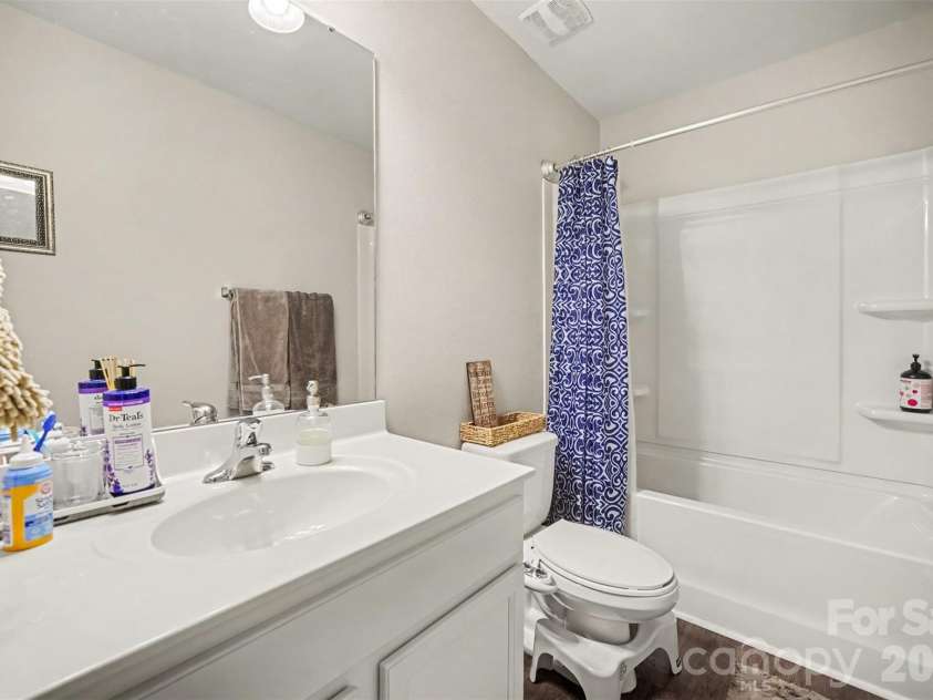 1949 Boulder Court, Gastonia, NC 28054.  MLS# CAR4416177, YatesRealty ID 49008. 