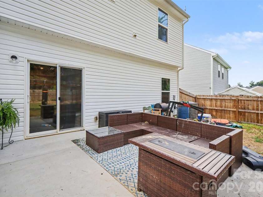 1949 Boulder Court, Gastonia, NC 28054.  MLS# CAR4416177, YatesRealty ID 49008. 