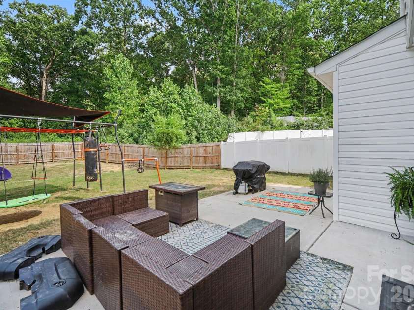 1949 Boulder Court, Gastonia, NC 28054.  MLS# CAR4416177, YatesRealty ID 49008. 