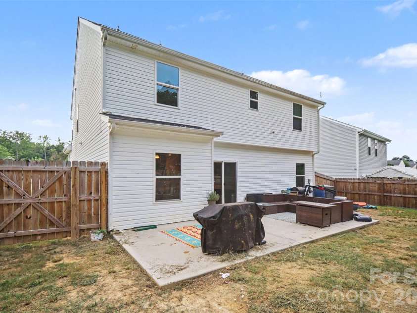1949 Boulder Court, Gastonia, NC 28054.  MLS# CAR4416177, YatesRealty ID 49008. 