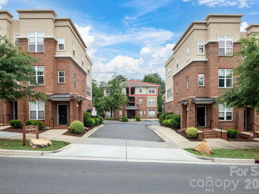 1308 Kenilworth Avenue, Charlotte, NC 28203.  MLS# CAR4386700, YatesRealty ID 4901. 