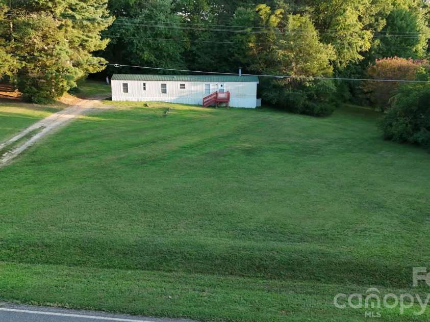 902 Barry Oak Road, Cleveland, NC 27013.  MLS# CAR4420904, YatesRealty ID 49010. 