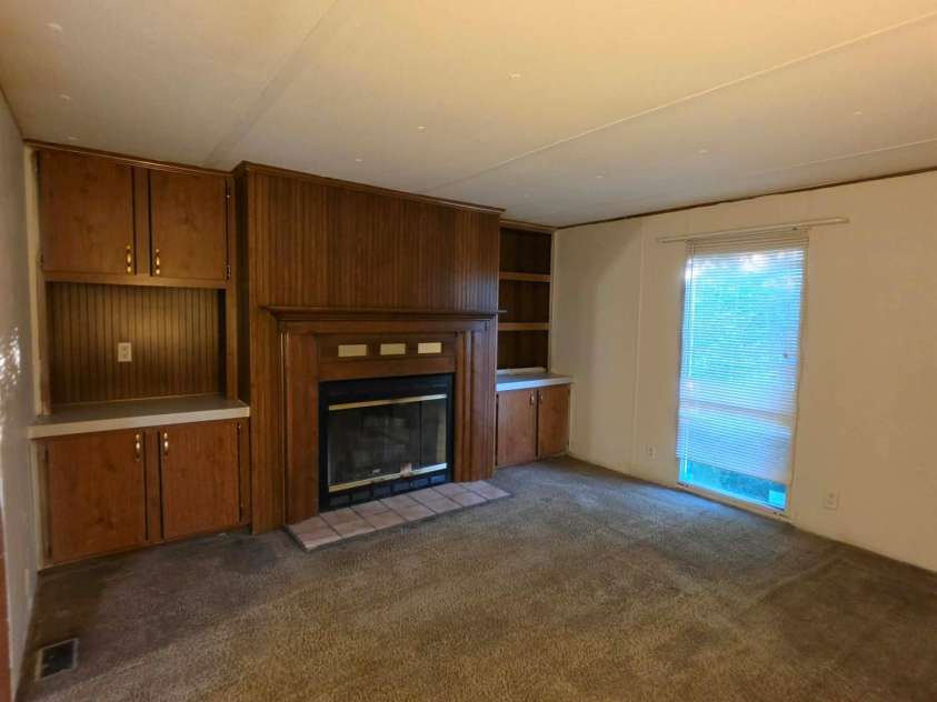 902 Barry Oak Road, Cleveland, NC 27013.  MLS# CAR4420904, YatesRealty ID 49010. 