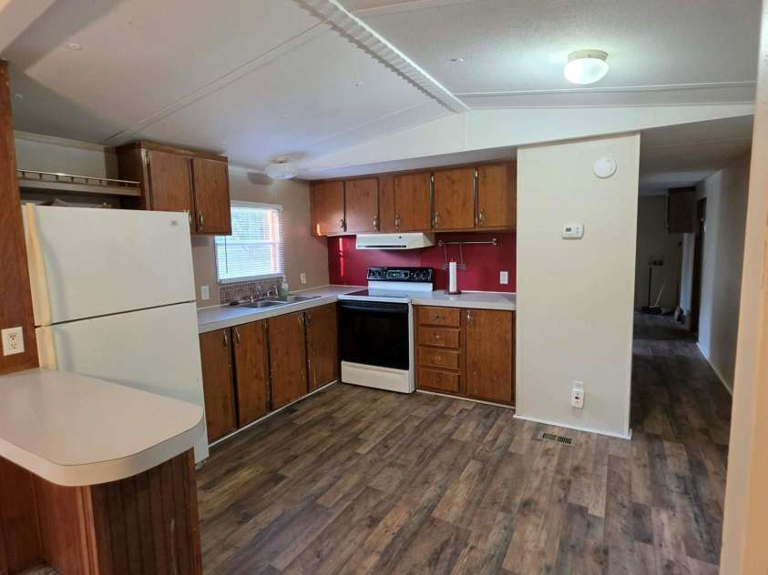 902 Barry Oak Road, Cleveland, NC 27013.  MLS# CAR4420904, YatesRealty ID 49010. 