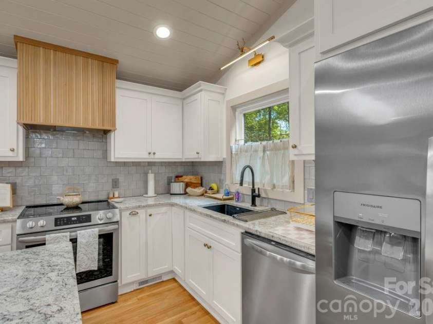 2281 Old Nc Highway 16 Highway, Jefferson, NC 28640.  MLS# CAR4413688, YatesRealty ID 49012. 