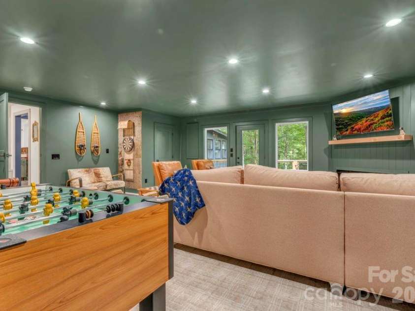 2281 Old Nc Highway 16 Highway, Jefferson, NC 28640.  MLS# CAR4413688, YatesRealty ID 49012. 