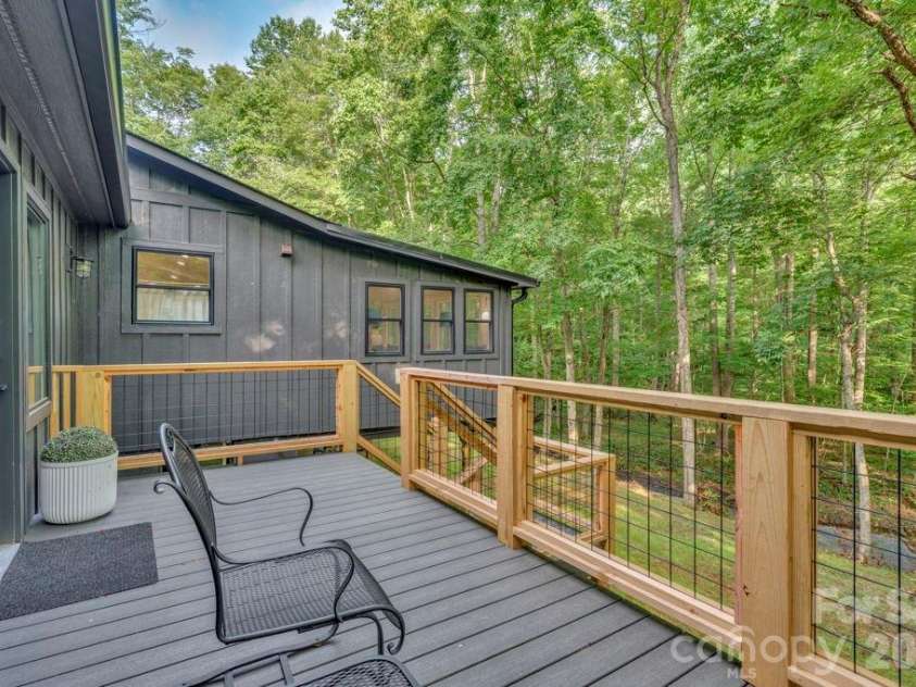 2281 Old Nc Highway 16 Highway, Jefferson, NC 28640.  MLS# CAR4413688, YatesRealty ID 49012. 
