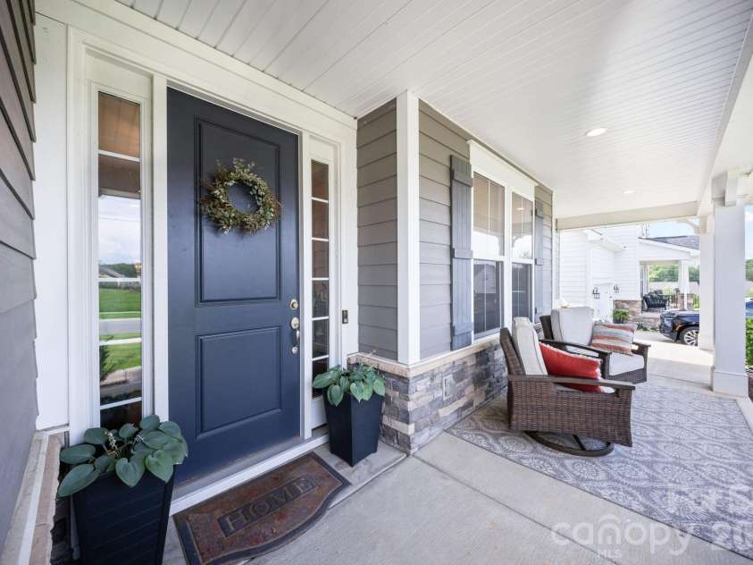 16139 Tulloch Road, Charlotte, NC 28278.  MLS# CAR4415851, YatesRealty ID 49013. 
