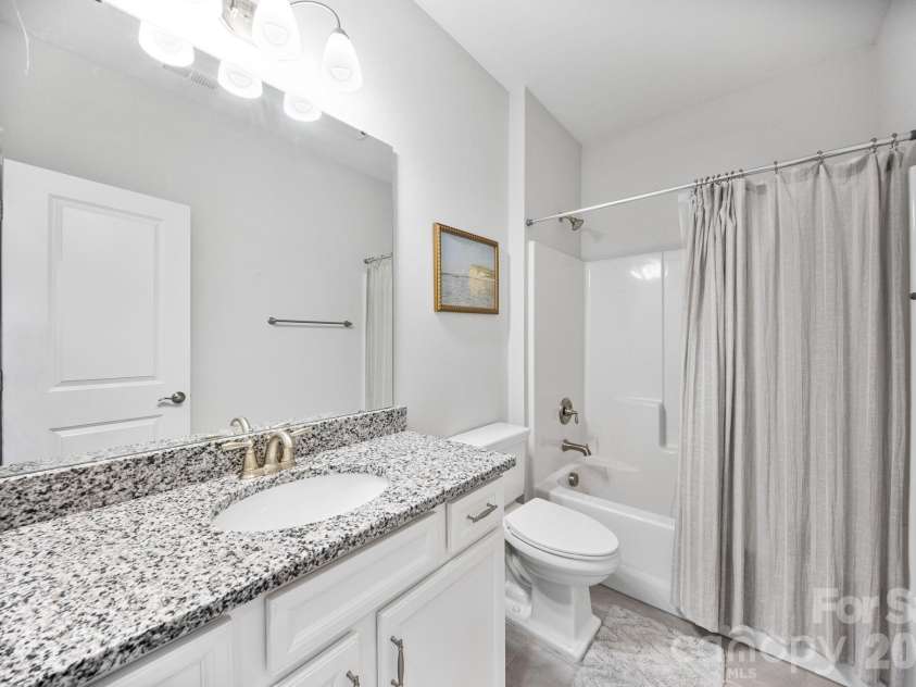 16139 Tulloch Road, Charlotte, NC 28278.  MLS# CAR4415851, YatesRealty ID 49013. 