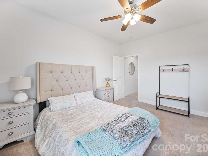 16139 Tulloch Road, Charlotte, NC 28278.  MLS# CAR4415851, YatesRealty ID 49013. 