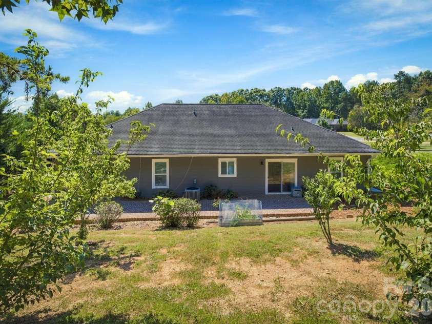 329 Springwood Drive, Valdese, NC 28690.  MLS# CAR4419407, YatesRealty ID 49016. 
