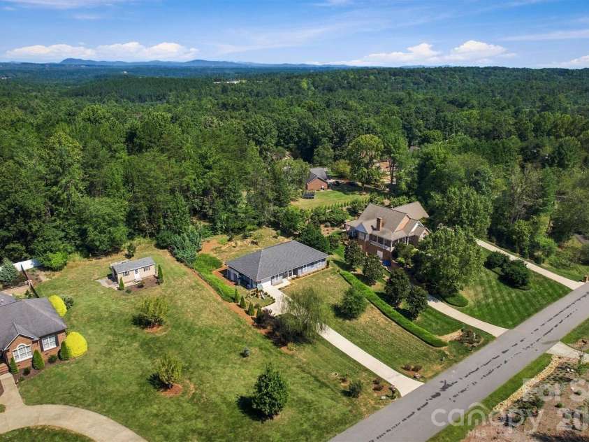 329 Springwood Drive, Valdese, NC 28690.  MLS# CAR4419407, YatesRealty ID 49016. 