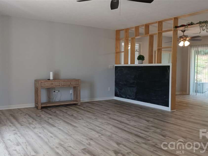 329 Springwood Drive, Valdese, NC 28690.  MLS# CAR4419407, YatesRealty ID 49016. Living Room