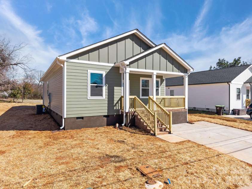 111 Earnhardt Street, Salisbury, NC 28144.  MLS# CAR4340246, YatesRealty ID 4902. 