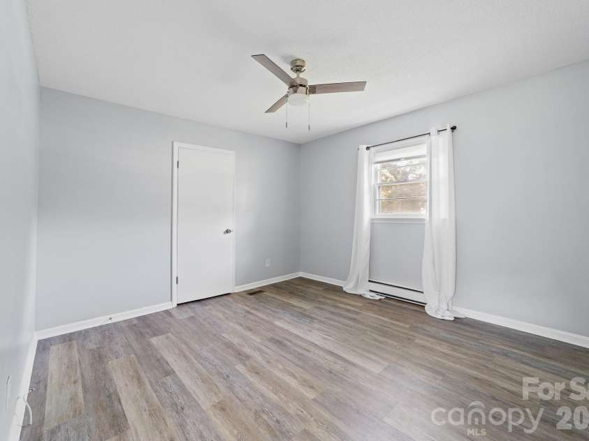 3424 Autumn Drive, Gastonia, NC 28056.  MLS# CAR4350646, YatesRealty ID 4902. 