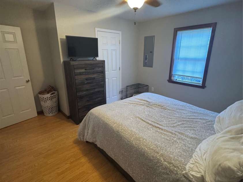 70 Rovingwood Drive, Waynesville, NC 28786.  MLS# CAR4233289, YatesRealty ID 4902. 