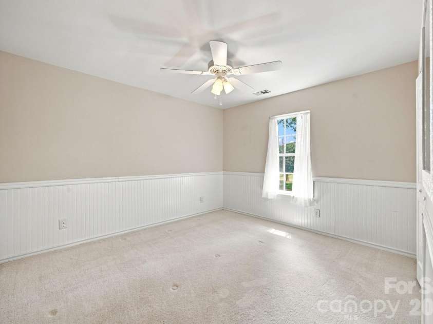 712 Wildwood Drive, Salisbury, NC 28146.  MLS# CAR4421880, YatesRealty ID 49020. 