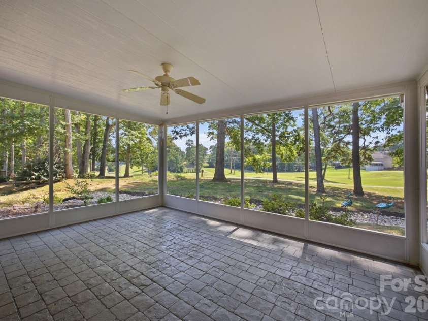 712 Wildwood Drive, Salisbury, NC 28146.  MLS# CAR4421880, YatesRealty ID 49020. 