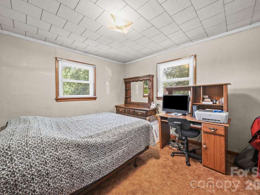 120 Kirkwood Drive, Concord, NC 28025.  MLS# CAR4420881, YatesRealty ID 49021. 