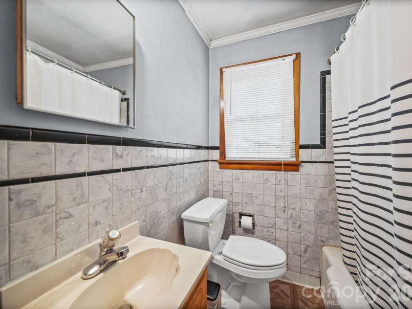 120 Kirkwood Drive, Concord, NC 28025.  MLS# CAR4420881, YatesRealty ID 49021. 