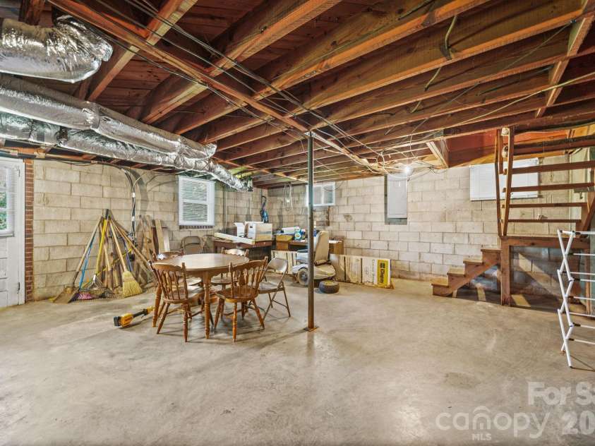 120 Kirkwood Drive, Concord, NC 28025.  MLS# CAR4420881, YatesRealty ID 49021. 