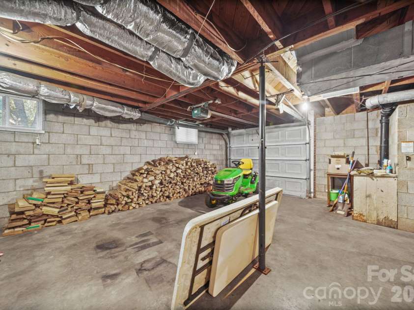 120 Kirkwood Drive, Concord, NC 28025.  MLS# CAR4420881, YatesRealty ID 49021. 