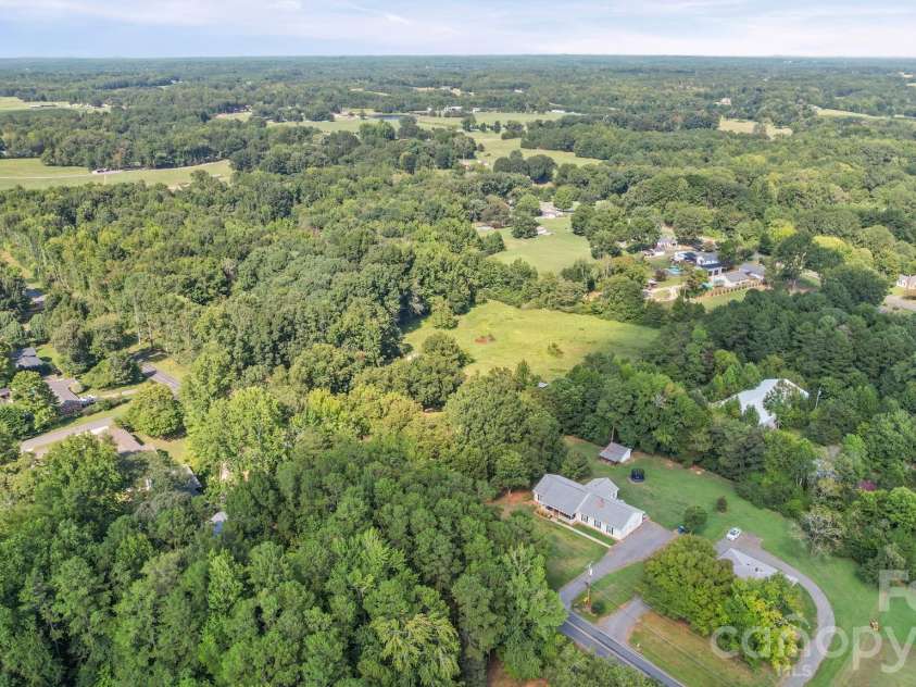 120 Kirkwood Drive, Concord, NC 28025.  MLS# CAR4420881, YatesRealty ID 49021. 