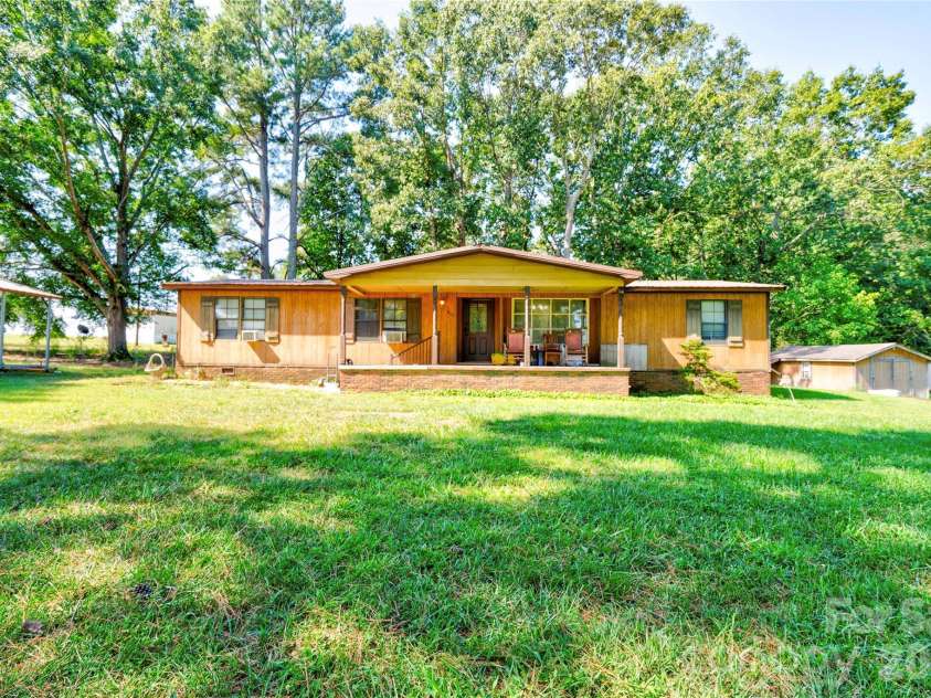 807 Johnnie Bridges Road, Shelby, NC 28150.  MLS# CAR4420066, YatesRealty ID 49023. 