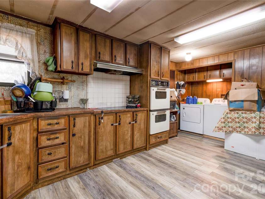 807 Johnnie Bridges Road, Shelby, NC 28150.  MLS# CAR4420066, YatesRealty ID 49023. 