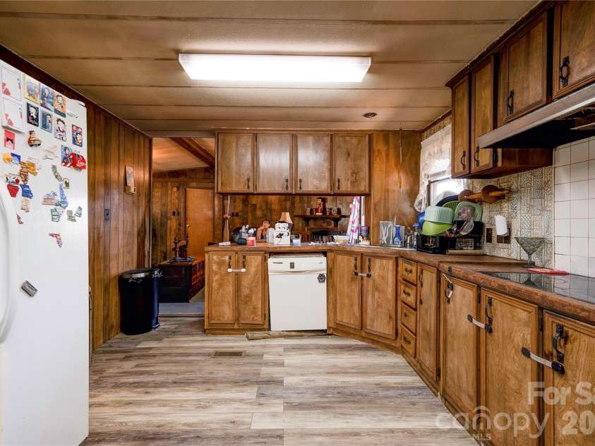 807 Johnnie Bridges Road, Shelby, NC 28150.  MLS# CAR4420066, YatesRealty ID 49023. 