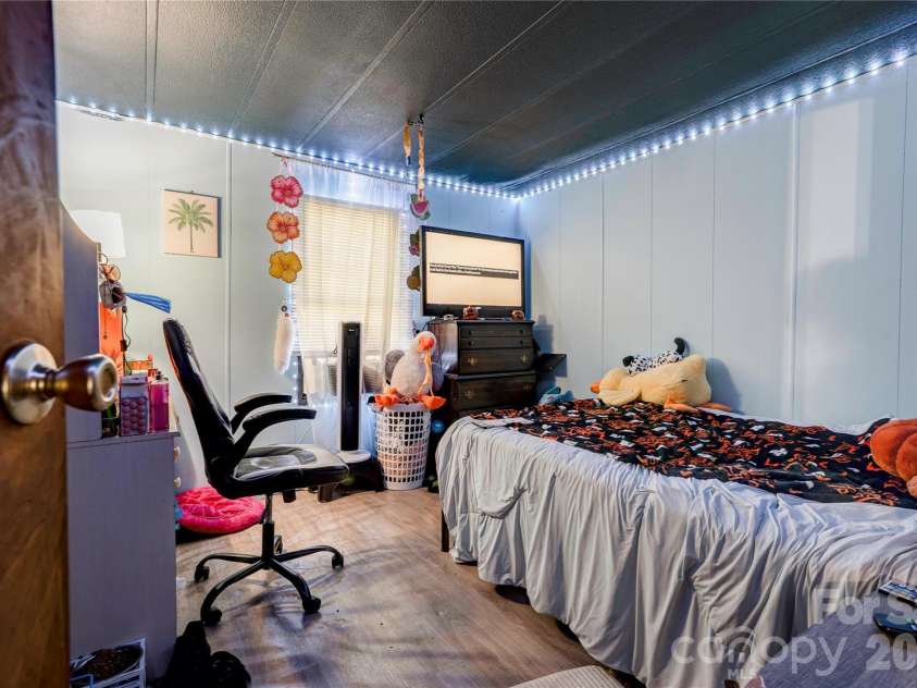 807 Johnnie Bridges Road, Shelby, NC 28150.  MLS# CAR4420066, YatesRealty ID 49023. 