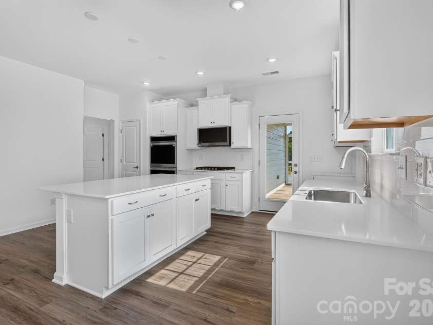 378 Waxhaw Village Road, Lancaster, SC 29720.  MLS# CAR4421966, YatesRealty ID 49026. 