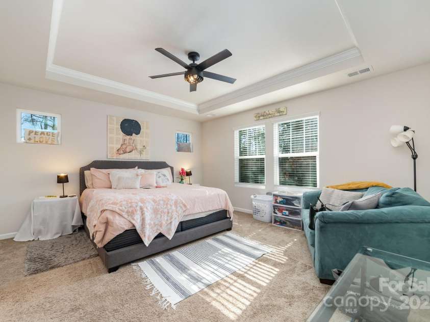 1348 Southern Sugar Drive, Charlotte, NC 28262.  MLS# CAR4221363, YatesRealty ID 4903. 