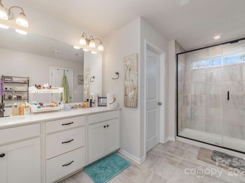 1348 Southern Sugar Drive, Charlotte, NC 28262.  MLS# CAR4221363, YatesRealty ID 4903. 