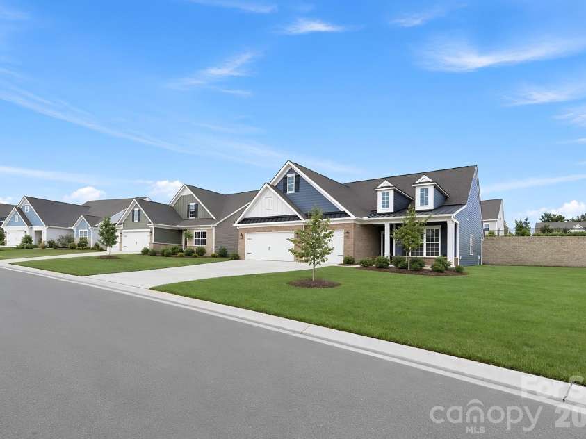 5343 Redbud Road, Lancaster, SC 29720.  MLS# CAR4421975, YatesRealty ID 49030. 