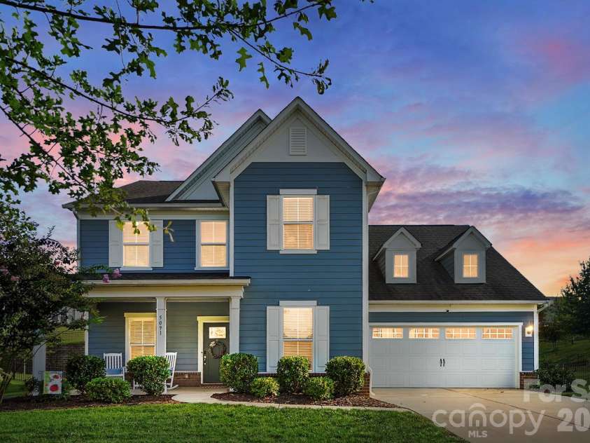 5091 Havencrest Drive, Fort Mill, SC 29715.  MLS# CAR4421716, YatesRealty ID 49031. 