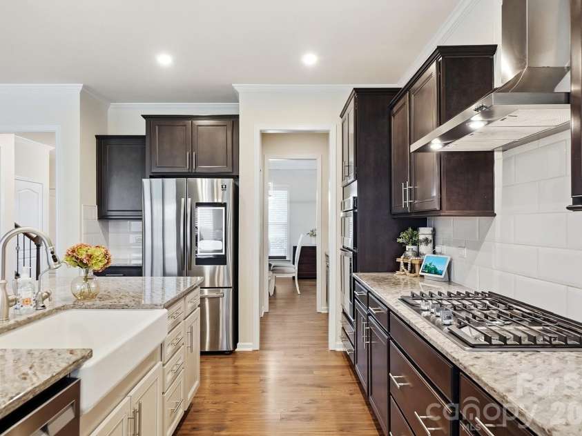 5091 Havencrest Drive, Fort Mill, SC 29715.  MLS# CAR4421716, YatesRealty ID 49031. 