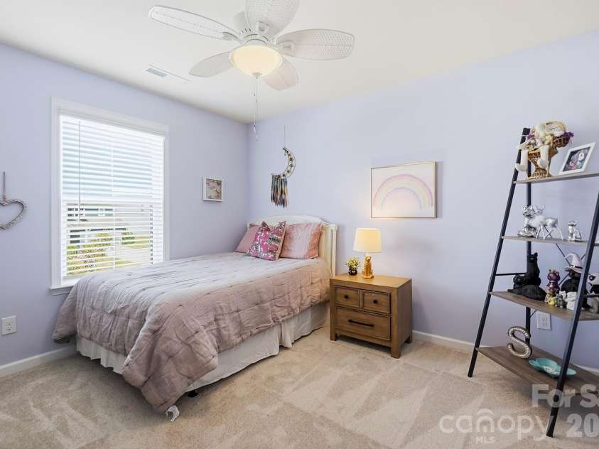 5091 Havencrest Drive, Fort Mill, SC 29715.  MLS# CAR4421716, YatesRealty ID 49031. 